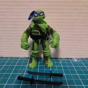 Teenage Mutant Ninja Turtles Shadow Ninja Color Change Leonardo TMNT 2012 Viacom